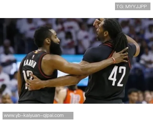 哈登强调球队需保持警惕不容忽视低谷的教训与压力